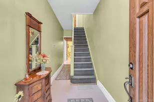64-17 Eliot Ave, Middle Village, NY 11379 - Photo 4