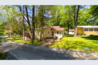 50 Glanhope Road #21, Hopewell Junction, NY 12533 - Photo 2
