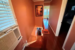 137-44 218th St, Springfield Gardens, NY 11413 - Photo 16