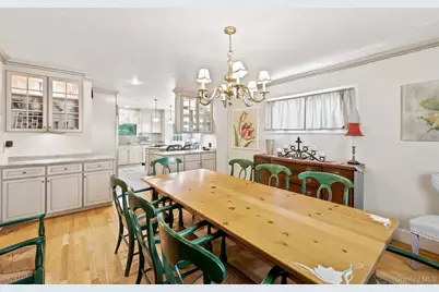 873 James Street, Pelham, NY 10803 - Photo 6