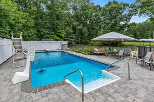29 Wintergreen Dr, Melville, NY 11747 - Photo 26