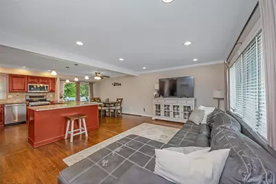 911 Harlane Circle, North Bellmore, NY 11710 - Photo 6