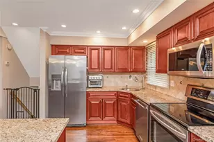 911 Harlane Cir, North Bellmore, NY 11710 - Photo 8
