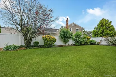 911 Harlane Circle, North Bellmore, NY 11710 - Photo 32