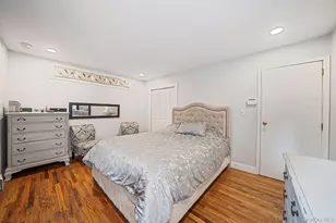 37 Oak Forest Dr, Islandia, NY 11749 - Photo 16