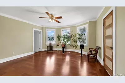 228 Weyman Avenue, New Rochelle, NY 10805 - Photo 18
