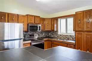 3 Harold Ln, Fallsburg, NY 12759 - Photo 14