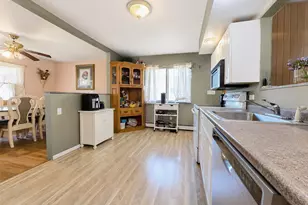 424 Alphabet St, Holbrook, NY 11741 - Photo 8