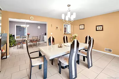 94 Franklin Avenue, Valhalla, NY 10595 - Photo 12