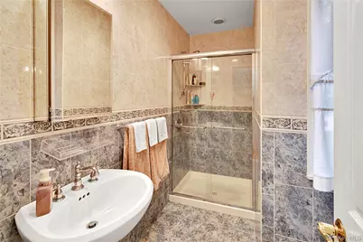 94 Franklin Avenue, Valhalla, NY 10595 - Photo 16
