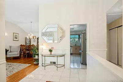 82 Holbrooke Road, White Plains, NY 10605 - Photo 4