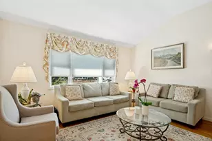82 Holbrooke Rd, White Plains, NY 10605 - Photo 8