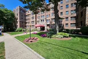 23 Old Mamaroneck Rd, White Plains, NY 10605 - Photo 4