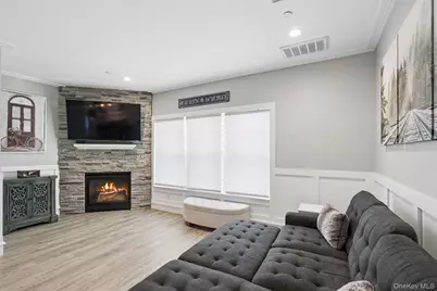 10 Hearthstone Court, Farmingdale, NY 11735 - Photo 14