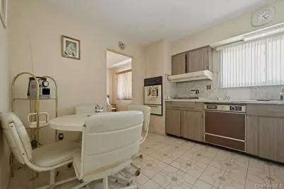 30 Oregon Street, Deer Park, NY 11729 - Photo 14