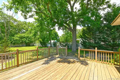 38 Roosevelt Avenue, Sayville, NY 11782 - Photo 22