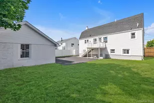 43 Westside Ave, Freeport, NY 11520 - Photo 20