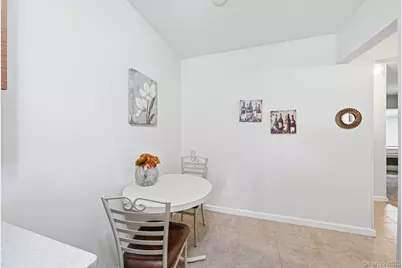 172 Edmunton #D 8, North Babylon, NY 11703 - Photo 10