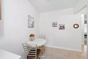 172 Edmunton, North Babylon, NY 11703 - Photo 10