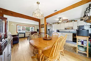100 Harrisburg St, Bay Shore, NY 11706 - Photo 10