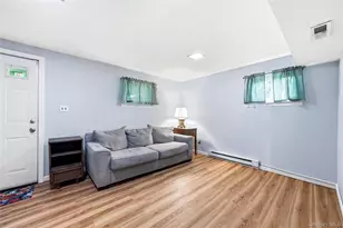 100 Harrisburg St, Bay Shore, NY 11706 - Photo 26