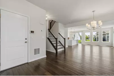 12 Fenton Way, Hopewell Junction, NY 12533 - Photo 6