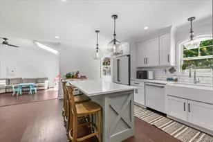 78 Broadway, Bethpage, NY 11714 - Photo 4