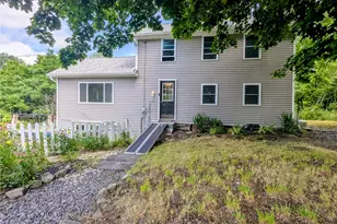 122 Castle High Rd, Middletown, NY 10940 - Photo 2