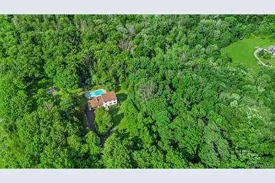 185 Rombout Road, Pleasant Valley, NY 12569 - Photo 2