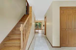 185 Rombout Rd, Pleasant Valley, NY 12569 - Photo 16