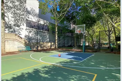 330 E 33rd Street #12P, New York, NY 10016 - Photo 6