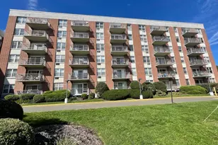 35 Park Ave, Suffern, NY 10901 - Photo 2