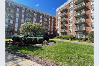 35 Park Avenue #6G, Suffern, NY 10901 - Photo 1