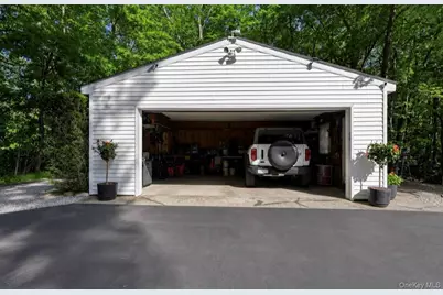 25 Valley Circle, Miller Place, NY 11764 - Photo 32
