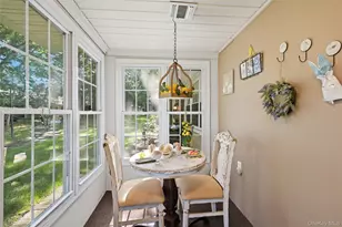 176 Ventry Ct, Ridge, NY 11961 - Photo 16