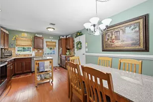 176 Ventry Ct, Ridge, NY 11961 - Photo 4