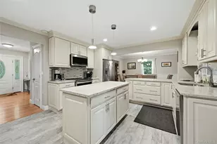 135 Oakwood Rd, Port Jefferson, NY 11777 - Photo 16