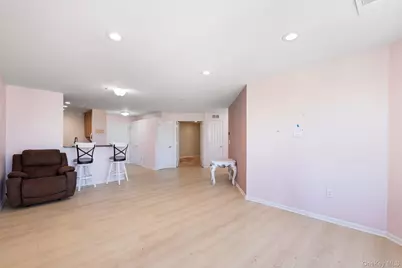 1321 Round Pointe Drive, Haverstraw, NY 10927 - Photo 10