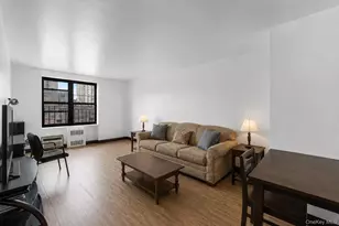 132-35 Sanford Ave, Flushing, NY 11355 - Photo 4