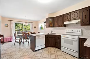398 Ocean Ave, Massapequa, NY 11758 - Photo 16