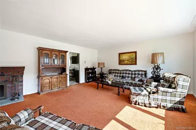 398 Ocean Avenue, Massapequa, NY 11758 - Photo 4