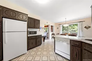 398 Ocean Ave, Massapequa, NY 11758 - Photo 14