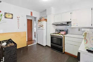 53-28 Oceania St, Oakland Gardens, NY 11364 - Photo 10