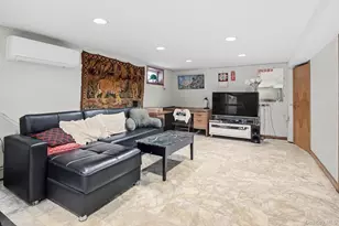 53-28 Oceania St, Oakland Gardens, NY 11364 - Photo 20