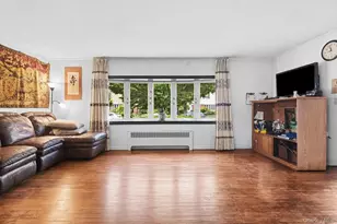 53-28 Oceania St, Oakland Gardens, NY 11364 - Photo 6