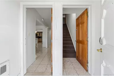 109 Wakefield Avenue, Yonkers, NY 10704 - Photo 20