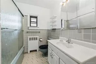 109 Wakefield Ave, Yonkers, NY 10704 - Photo 34
