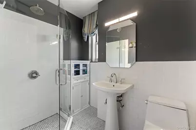 25 Parkview Avenue #3A, Bronxville, NY 10708 - Photo 16