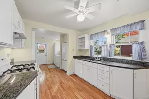 14 Spoor Ave, Poughkeepsie, NY 12603 - Photo 12