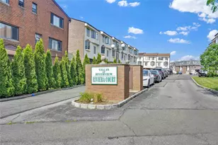 120-09 Riviera Ct, College Point, NY 11356 - Photo 4